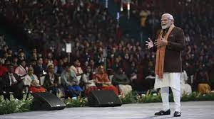 Share phone passcodes with family, no gadget during dinner: Modi’s mantra for students – News Today | First with the news