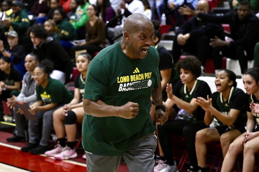 Long Beach Poly girls basketball clinches share of Moore League title with big win against Lakewood