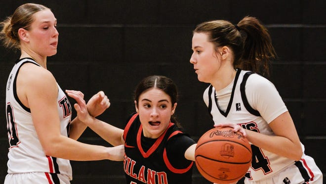 Electric atmosphere as Hiland, Tusky Valley clashed in IVC battle