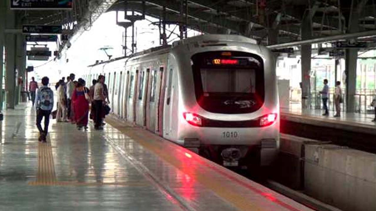 Mumbai’s Andheri Metro Station: मुंबई का अंधेरी मेट्रो स्टेशन बना…