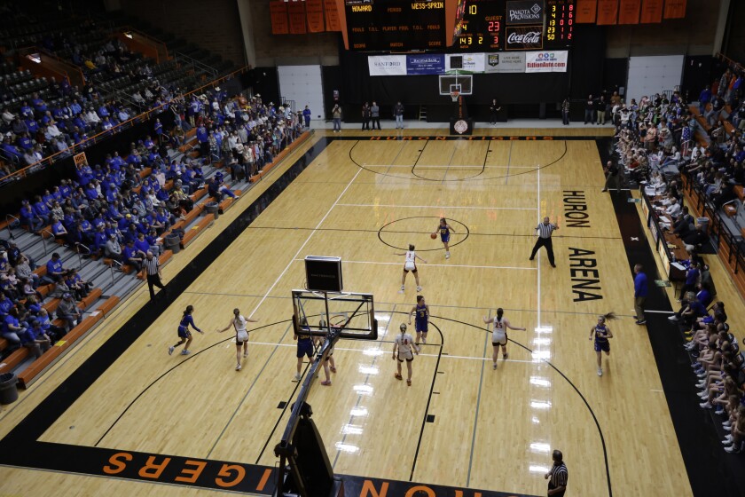 Activities directors to vote on SoDak 16 basketball moving away from neutral sites