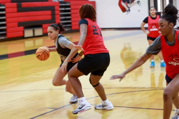 Colonial girls basketball Carmen Richardson, senior, during a team practice on Thursday, January 18, 2024. (Rich Pope, Orlando Sentinel)