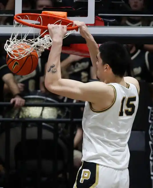 Purdue Boilermakers center Zach Edey (15) dunks the ball during the NCAA men’s basketball game against the Northwestern Wildcats, Wednesday, Jan. 31, 2024, at Mackey Arena in West Lafayette, Ind.