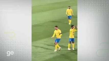 Cristiano Ronaldo é criticado por possível gesto obsceno em jogo do Al-Nassr