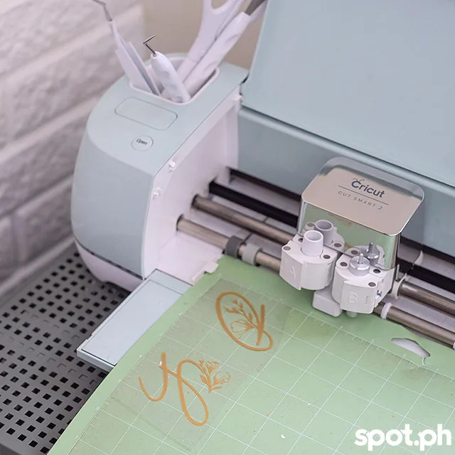 Cricut used for Trinkets box personalization