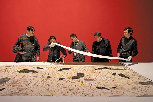 Shanghai exhibition paints picture of change