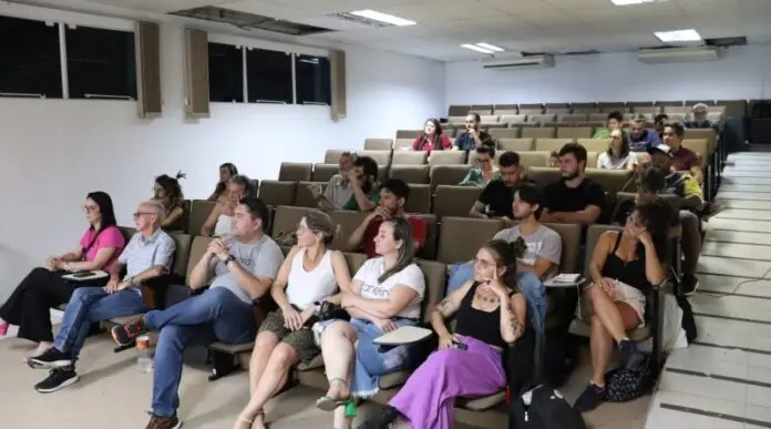 Coordenação de Cultura de Canelinha realiza 1º Seminário Participativo para elaboração do Plano Municipal de Cultura