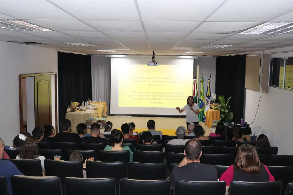 IMG 0373 1024x683 1 - Coordenação de Cultura de Canelinha realiza 1º Seminário Participativo para elaboração do Plano Municipal de Cultura