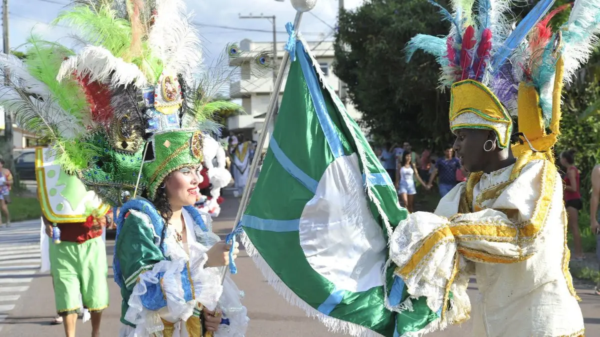 desfile-mocidade-unidos-do-salto-do-norte-5
