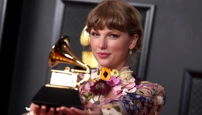 Taylor Swift Is Expected to Make Headlines at ‘Surprising’ Night of Grammy Awards