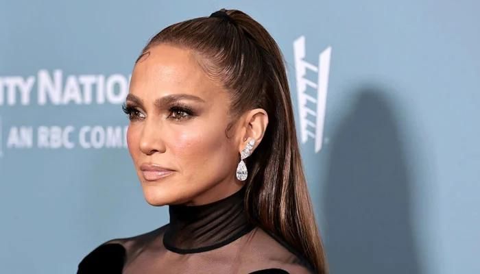 Jennifer Lopez, Latto, and Redman Team Up for ‘This Is Me Now’ on SNL