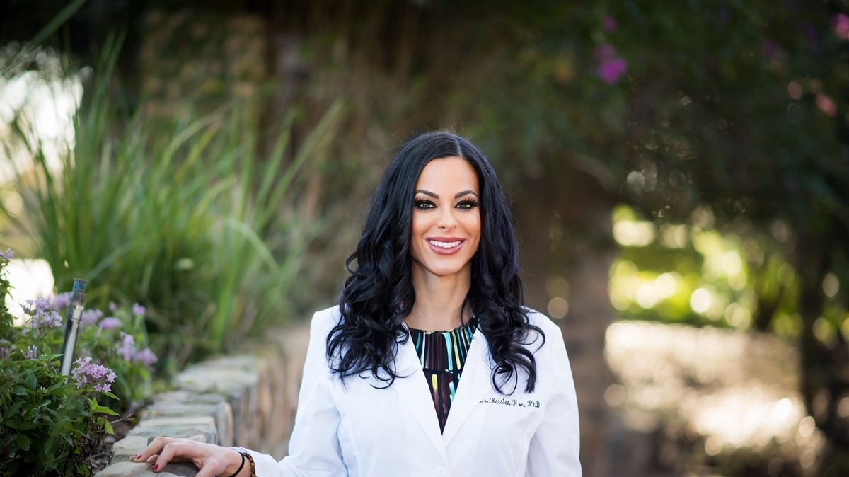 Holistic Health Consultant Dr. Kristen Poe Promotes Well-being through Personalized Nutrition Plans