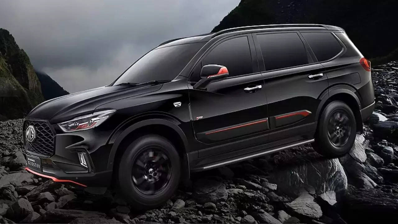 MG की ये SUV हुई 1.34 लाख रुपये सस्ती, जानें क्या है ब्लैकस्टॉर्म की नई कीमत