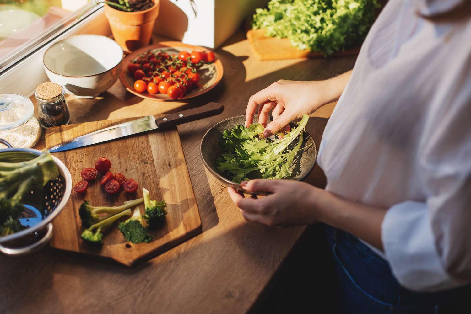 Eating More Fiber May Lower Arthritis Risk, According to New Research