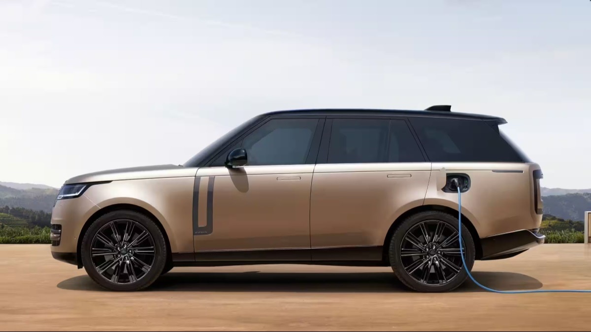 Range Rover Electric: लॉन्च से पहले ही हिट हो गई ये इलेक्ट्रिक SUV! इतने लोगों ने किया बुक