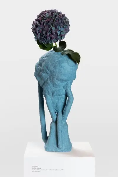Goshka Macuga, Rabindranath Tagore (Blue) (2022). Jesmonite and plaster. Edition of 562 x 25 x 30 cm.