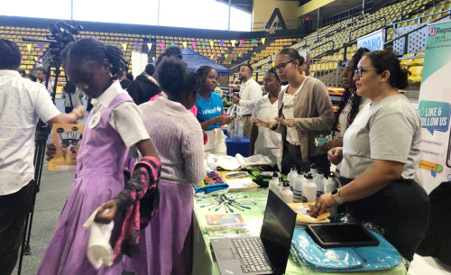 Belize Expo on healthy eating habits