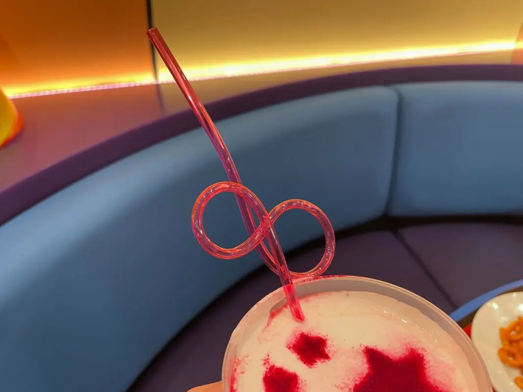 A closeup of the twisty straw