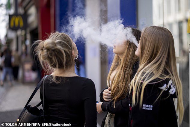 Vapes laced with Spice put five schoolchildren into hospital