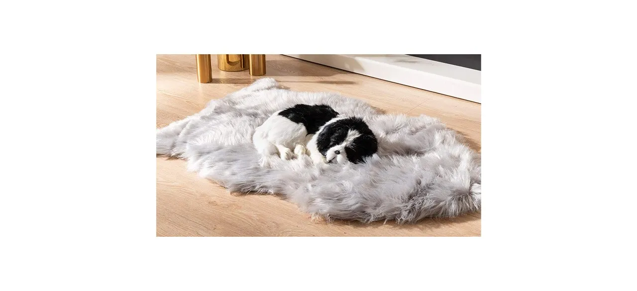 Best Asrug Soft Faux Fur Bed