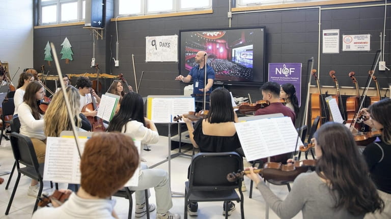 Northport High School orchestra to perform at Kennedy Center in Washington