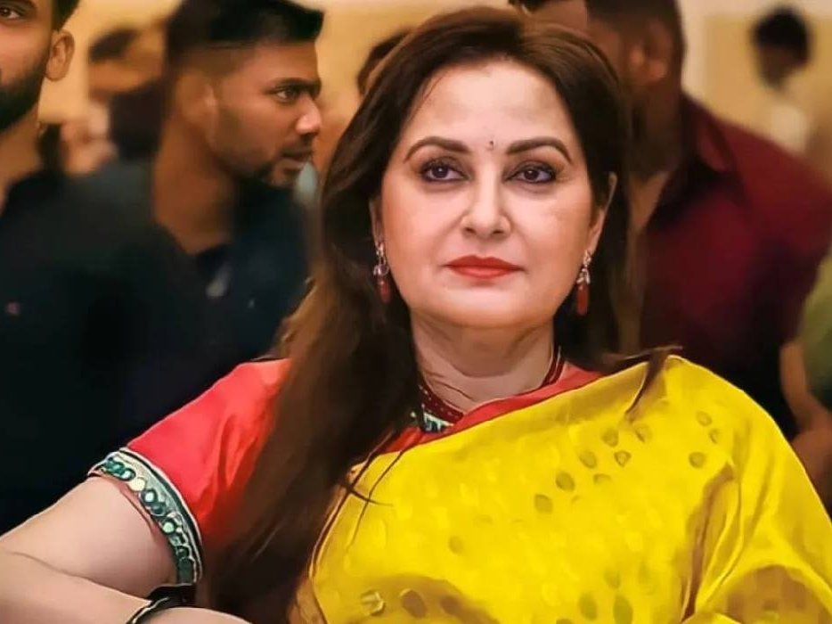 Jaya Prada : बॉलीवुड़ के इस दिग्गज अभिनेत्री काे कोर्ट ने दिया गिरफ्तार करने का आदेश