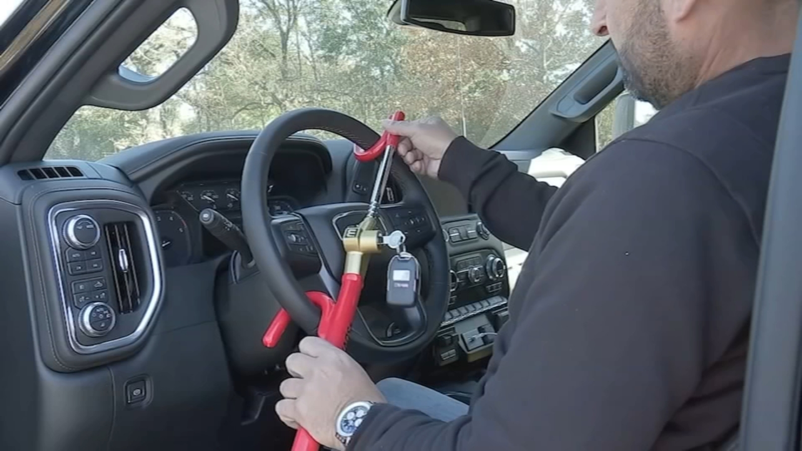 Houston police give advice on how to prevent thieves from taking your car