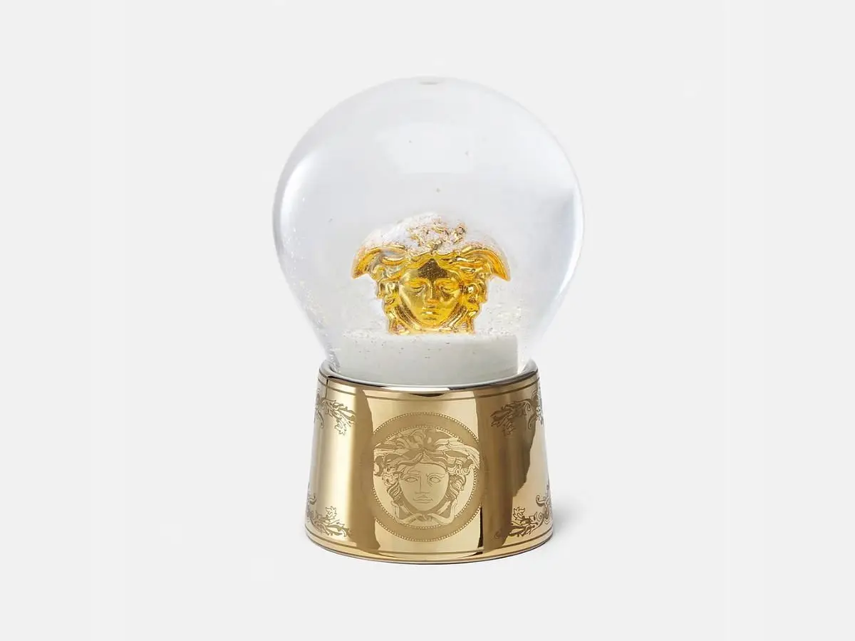 Medusa Snow Globe (Image via Versace)