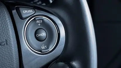 When cruise control feature be used in the vehicle and when does the danger increase, know complete details