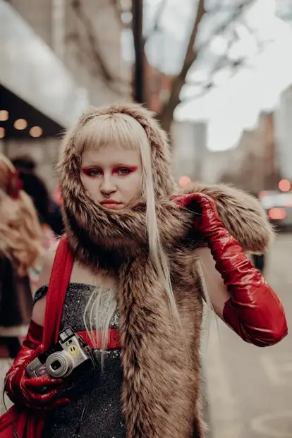 LFW F/W 24 Street Style Beauty looks