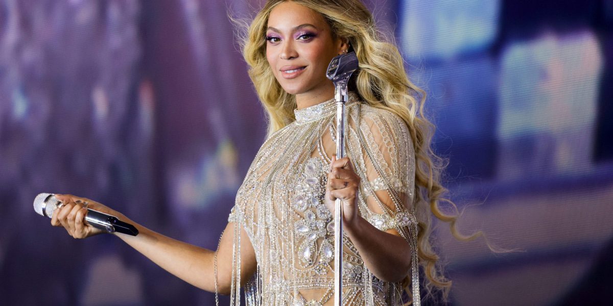 Country music is booming, and Beyoncé wants in