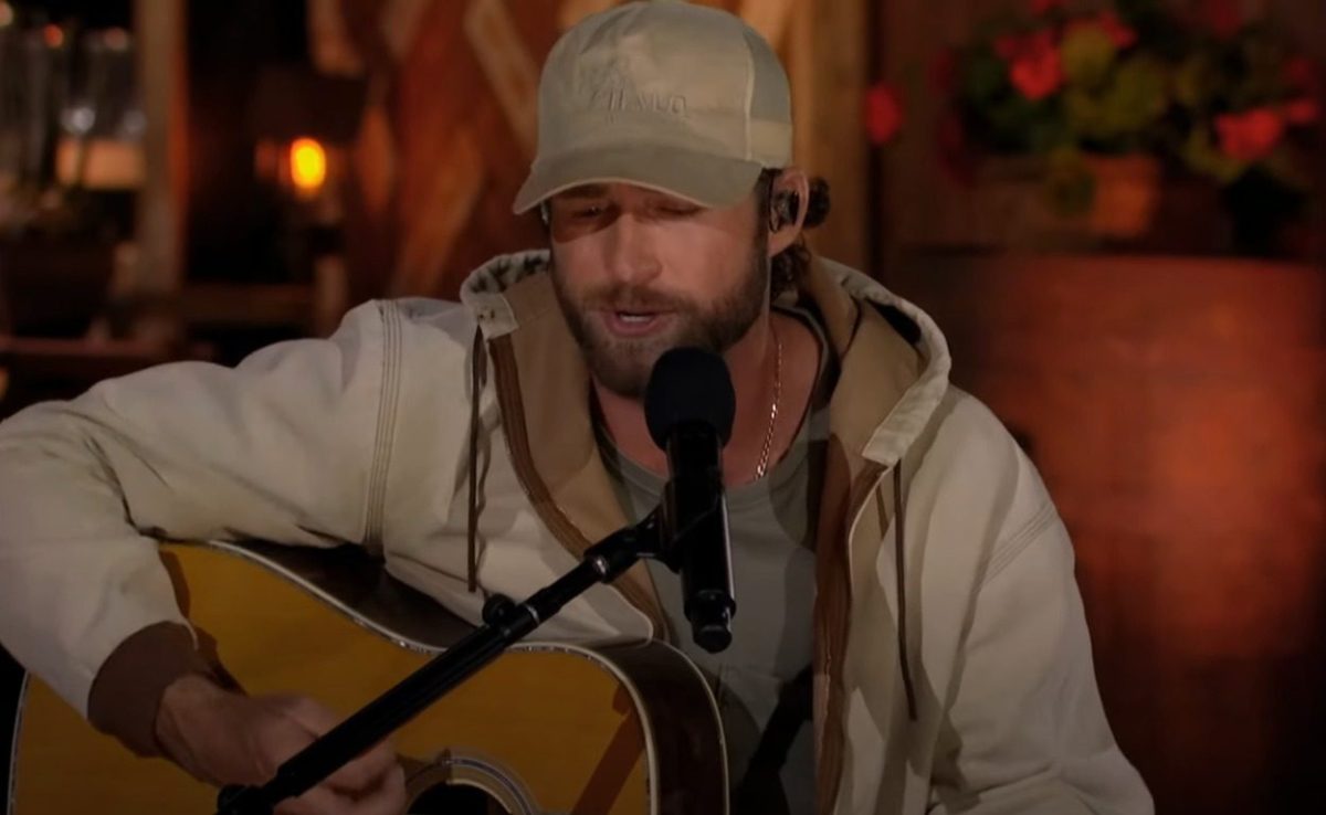 Riley Green’s Acoustic Rendition Of Billy Currington’s “Good Directions” Is The Best Thing You’ll Watch All Day