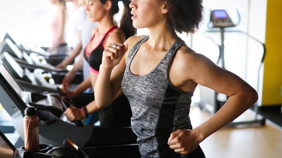 Women see more benefits to their health with exercise than men, study suggests