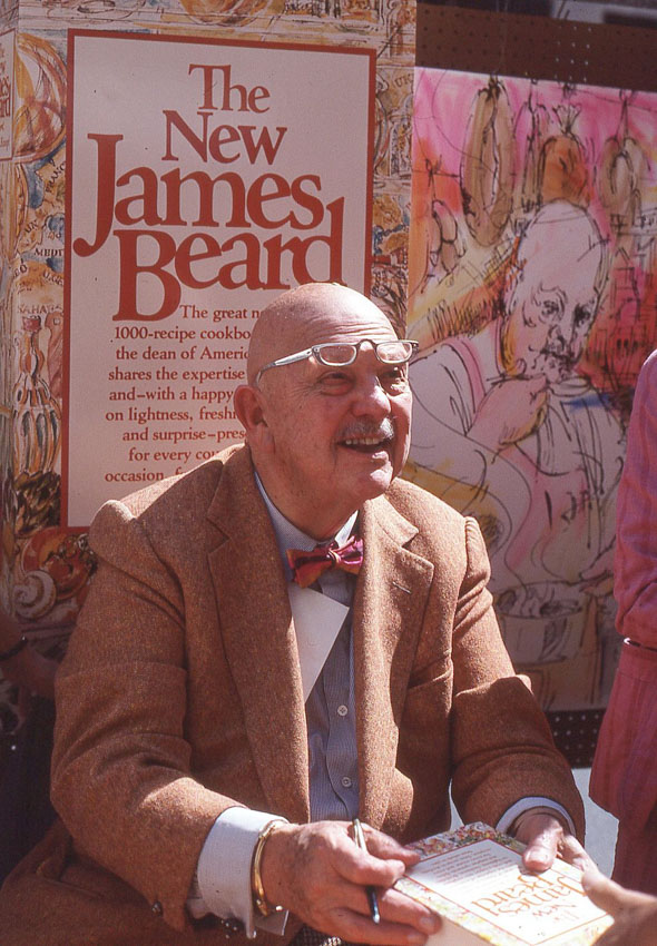 James Beard ชาวพอร์ตแลนด์ที่เป็นเจ้าแห่งอาหารอเมริกัน เจ้าของ Cookbook ที่มีในครัวทั่วอเมริกา