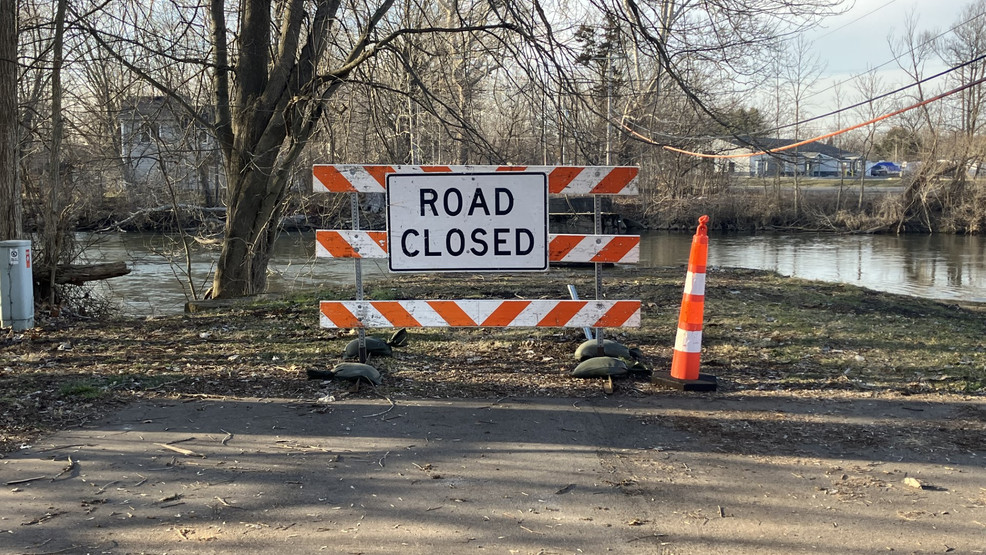 Charleston Township officials hope for changes after car drives into Kalamazoo River