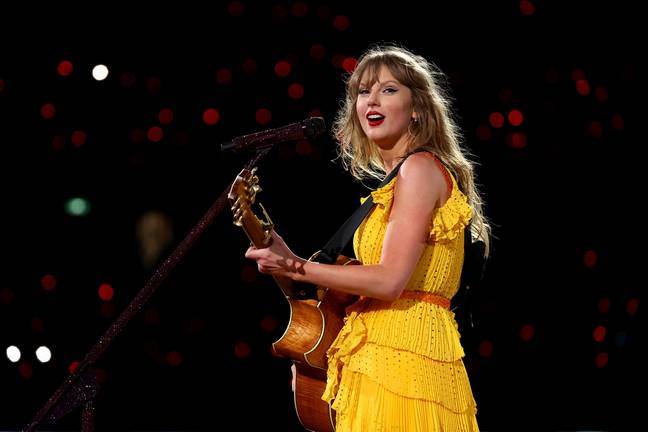 College student who Taylor Swift threatened to sue for tracking celebrities’ private jets ‘did nothing wrong’