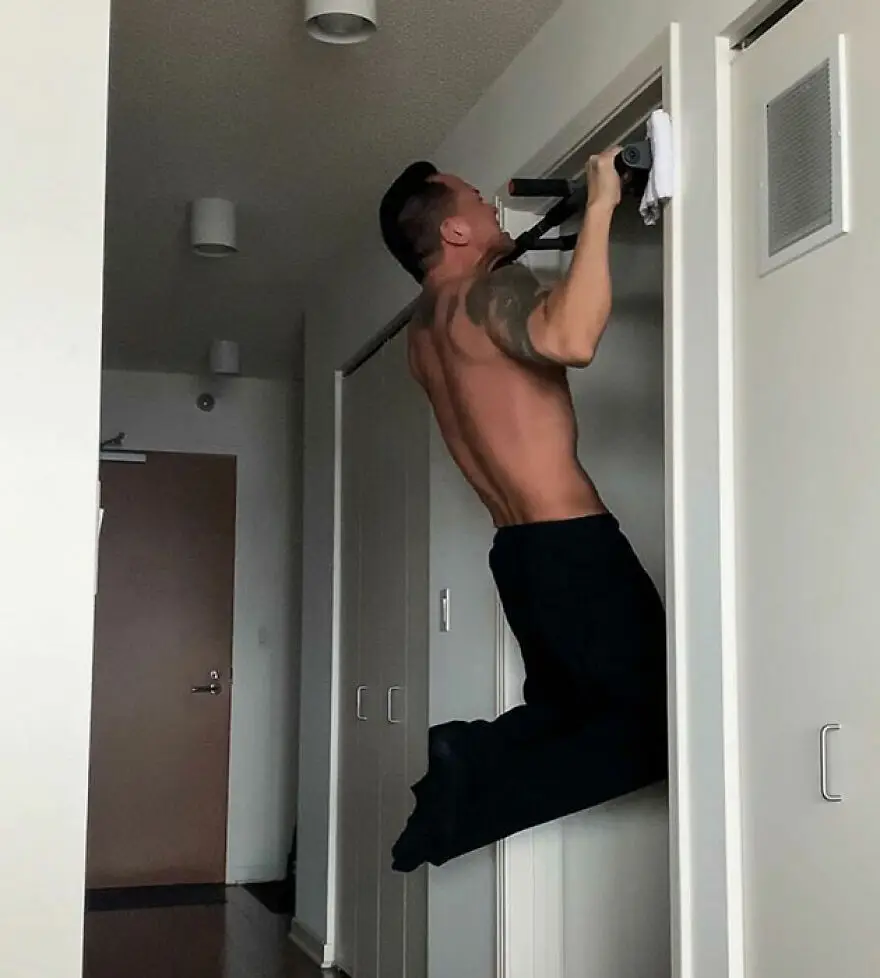 The Ultimate Doorway Pull-Up Bar For Home Workouts