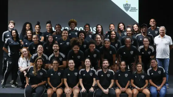 Grupo do futebol feminino do Atlético para 2024 (foto: Divulgação/Atlético)