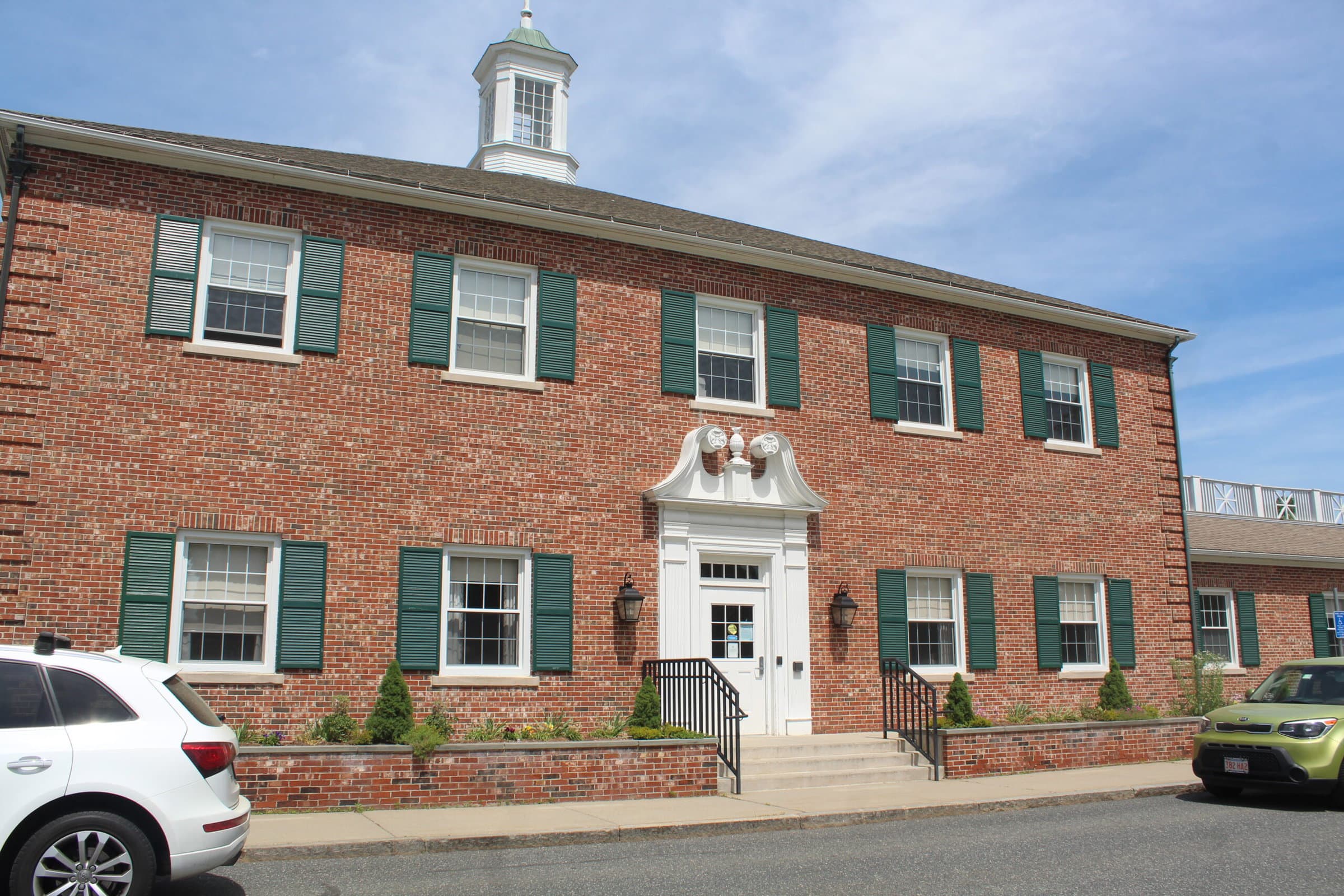 Shrewsbury Social Club holds food drive