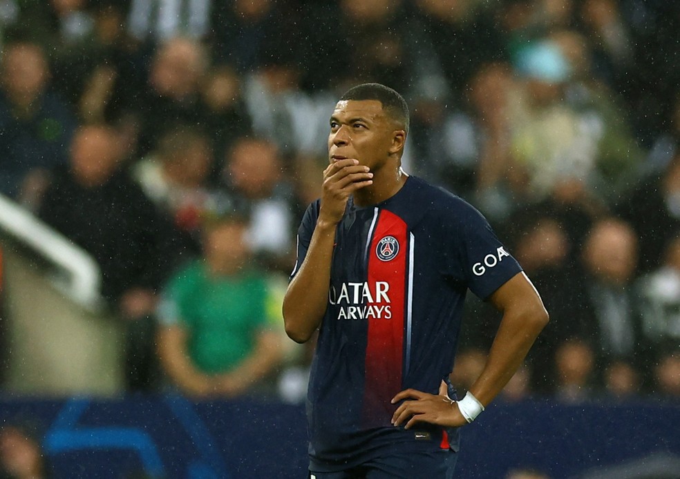 Com Mbappé decidido, PSG acumula jogadores que saíram em fim de contrato; veja lista