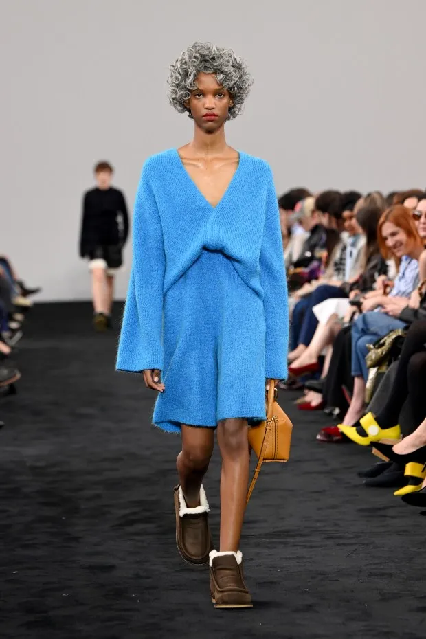 LONDON, ENGLAND - FEBRUARY 18: A model walks the runway at the JW Anderson show during London Fashion Week February 2024 at on February 18, 2024 in London, England. (Photo by Eamonn M. McCormack/Getty Images)