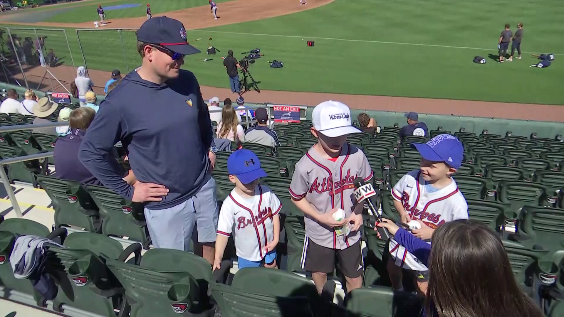 Fans travel from around US for spring training