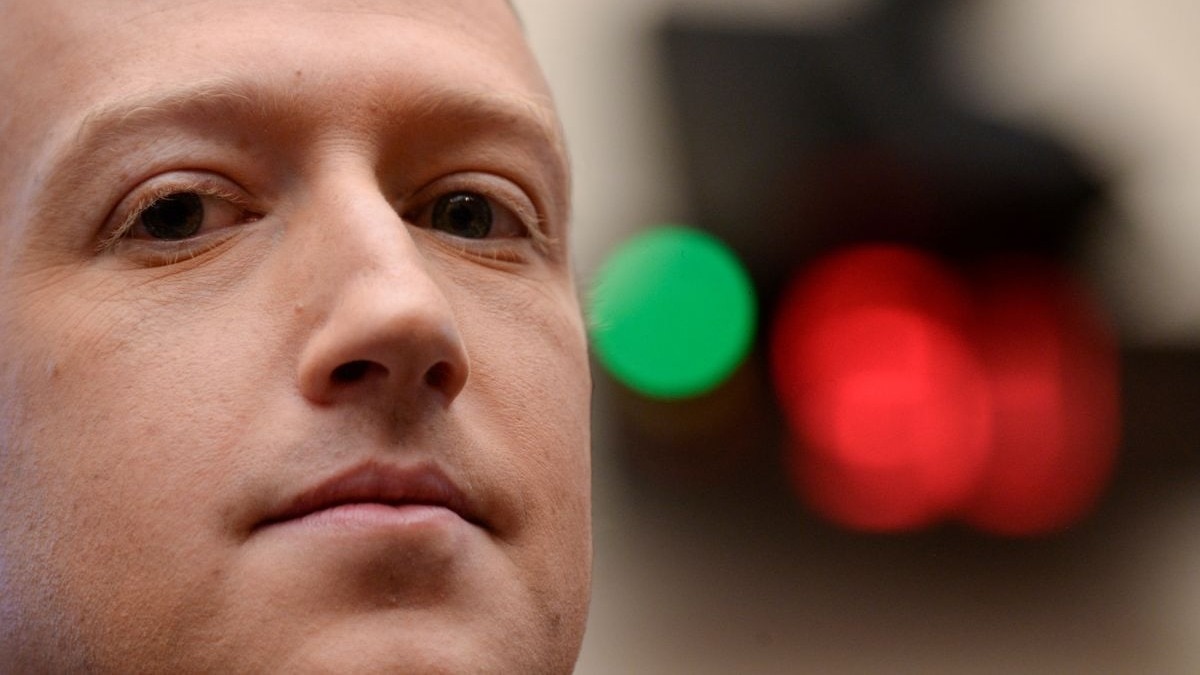 After Elon Musk, now Mark Zuckerberg planning to launch a gadget that can read brain signals