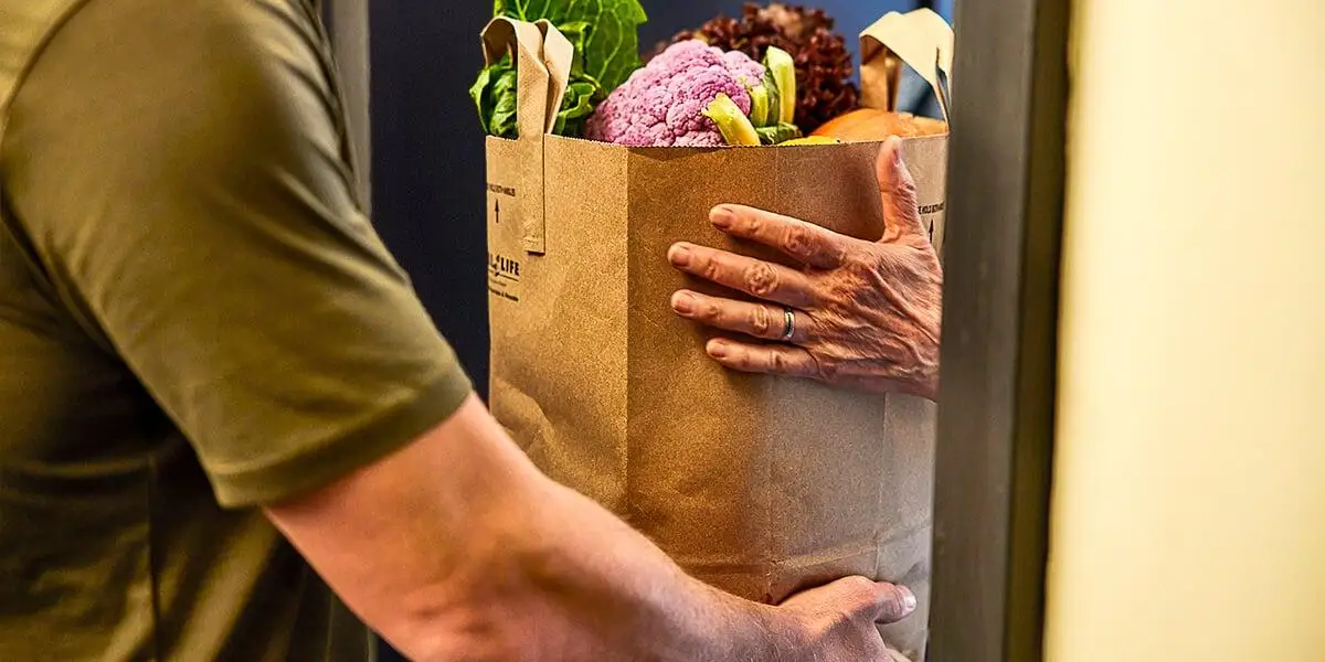 Instacart shopper delivery