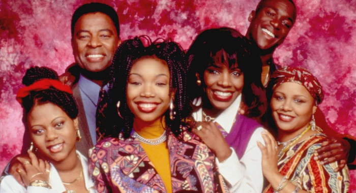 Brandy Norwood, Sheryl Lee Ralph, Lamont Bentley, Yvette Wilson, Marcus T. Paulk (front), Countess Vaughn, and William Allen Young in Moesha