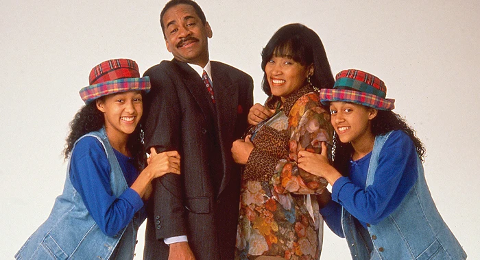 Tia Mowry, Tim Reid, Jackee Harry, and Tamera Mowry in Sister, Sister