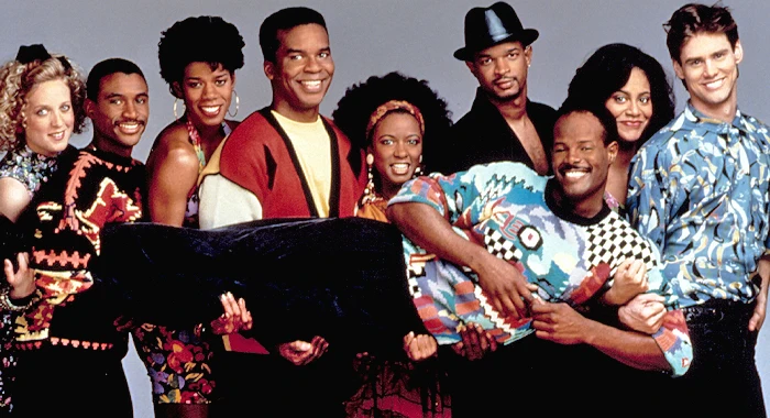 Kelly Coffield, Tommy Davidson, Kim Wayans, David Alan Grier, Damon Wayans, Kim Coles, Jim Carrey, and Keenen Ivory Wayans in In Living Color