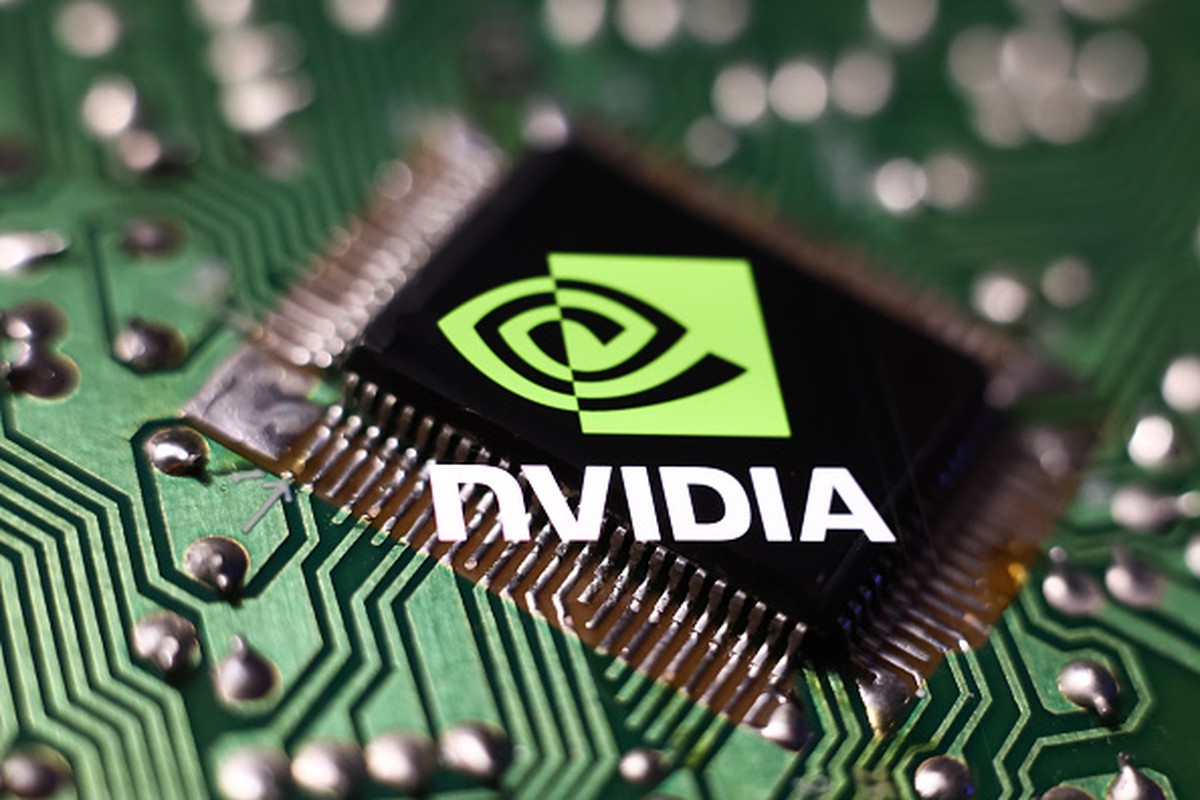 Nvidia surpreende em lucro no 4º tri, com receita recorde, e projeta receita maior que esperado