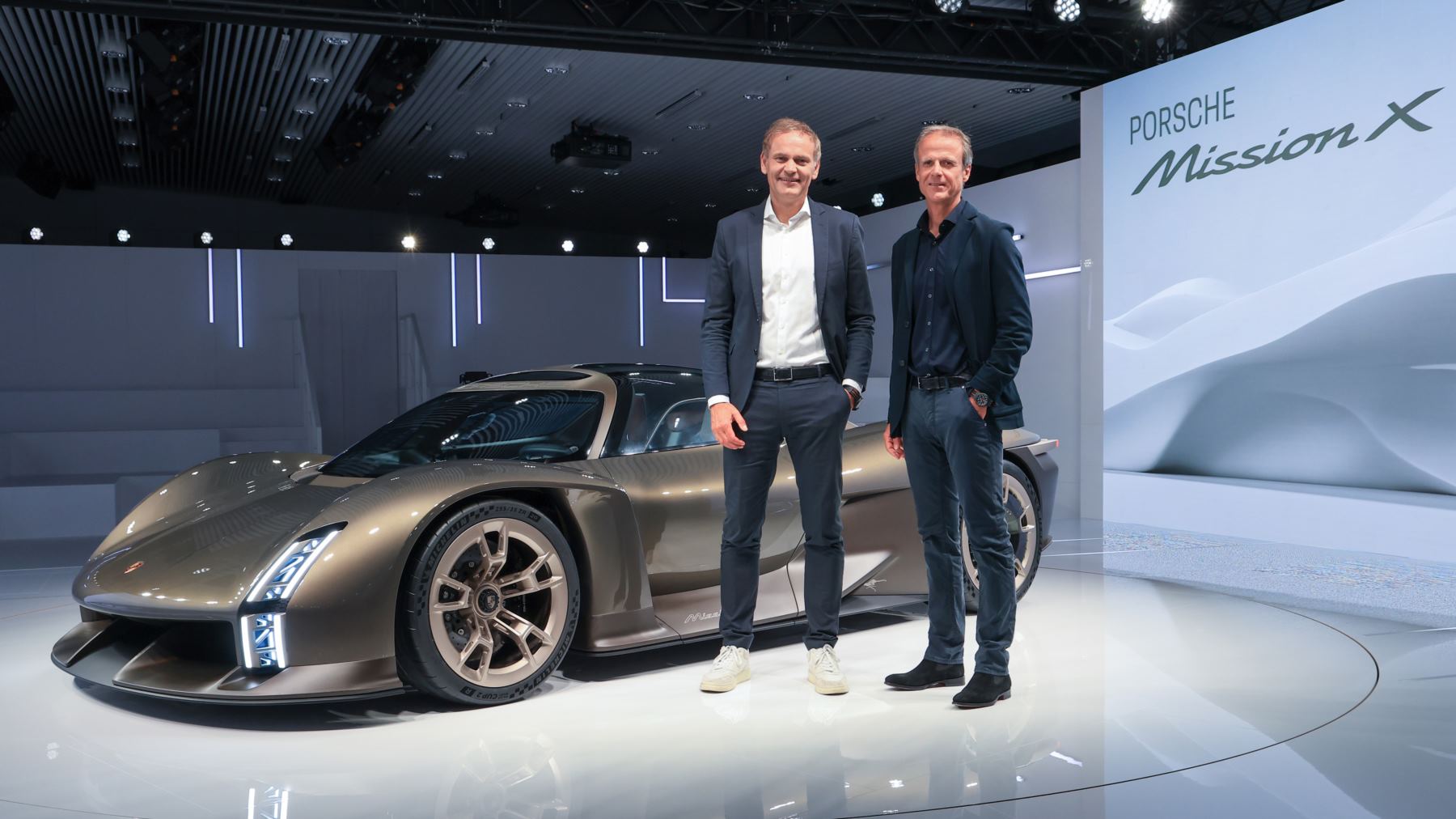 Porsche พร้อมสร้างซุปเปอร์คาร์ ภายในปลายปี 2024 โดยมีต้นแบบ Mission X – รถใหม่วันนี้ ข่าวรถยนต์ EV ราคารถยนต์ไฟฟ้า และ สันดาป