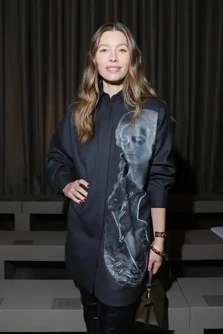 Jessica Biel strikes a pose while attending the Fendi fashion show.